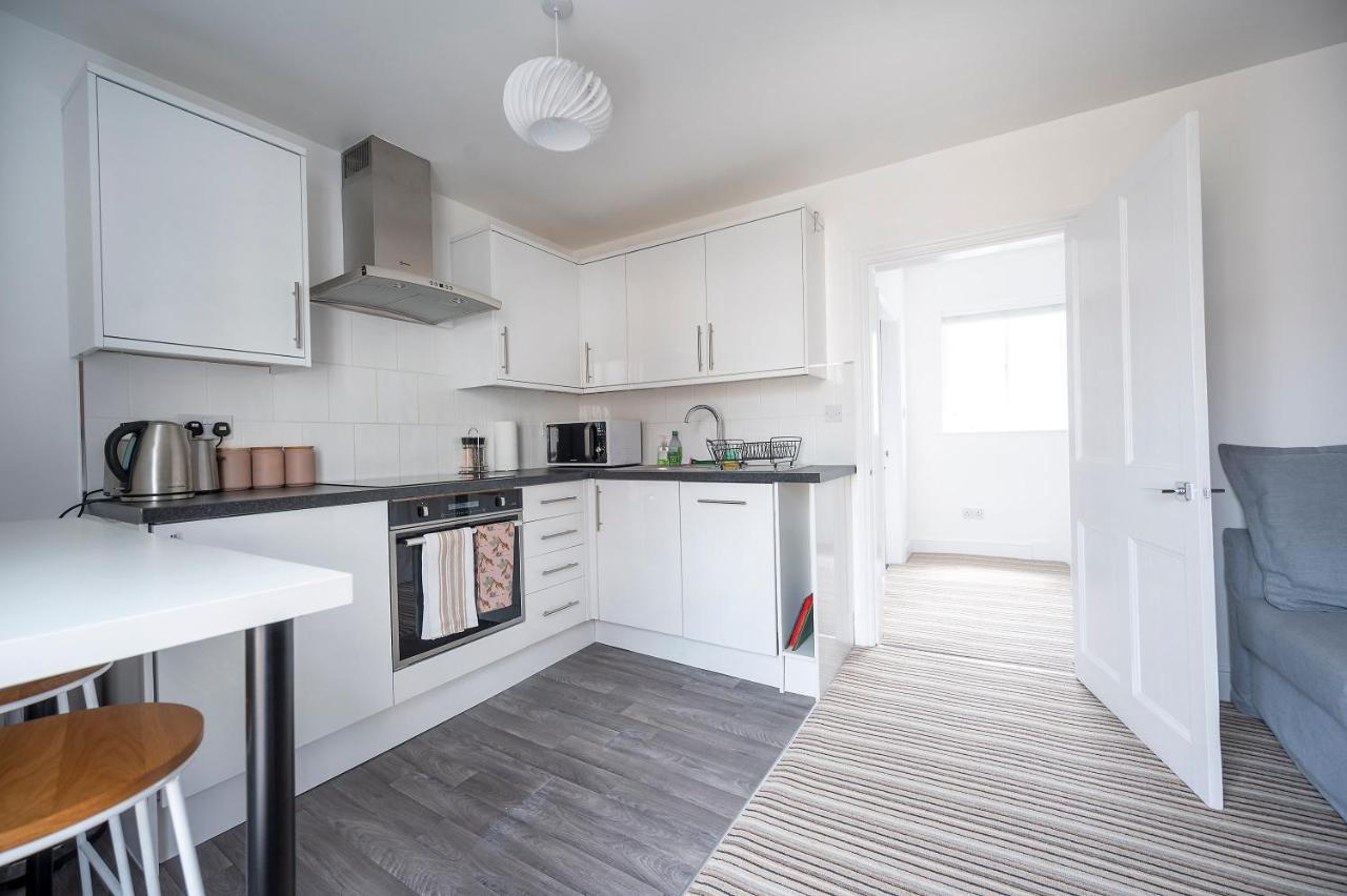The Teapot Cottage In Town Centre Free Parking ستارتفورد أبون آفون المظهر الخارجي الصورة