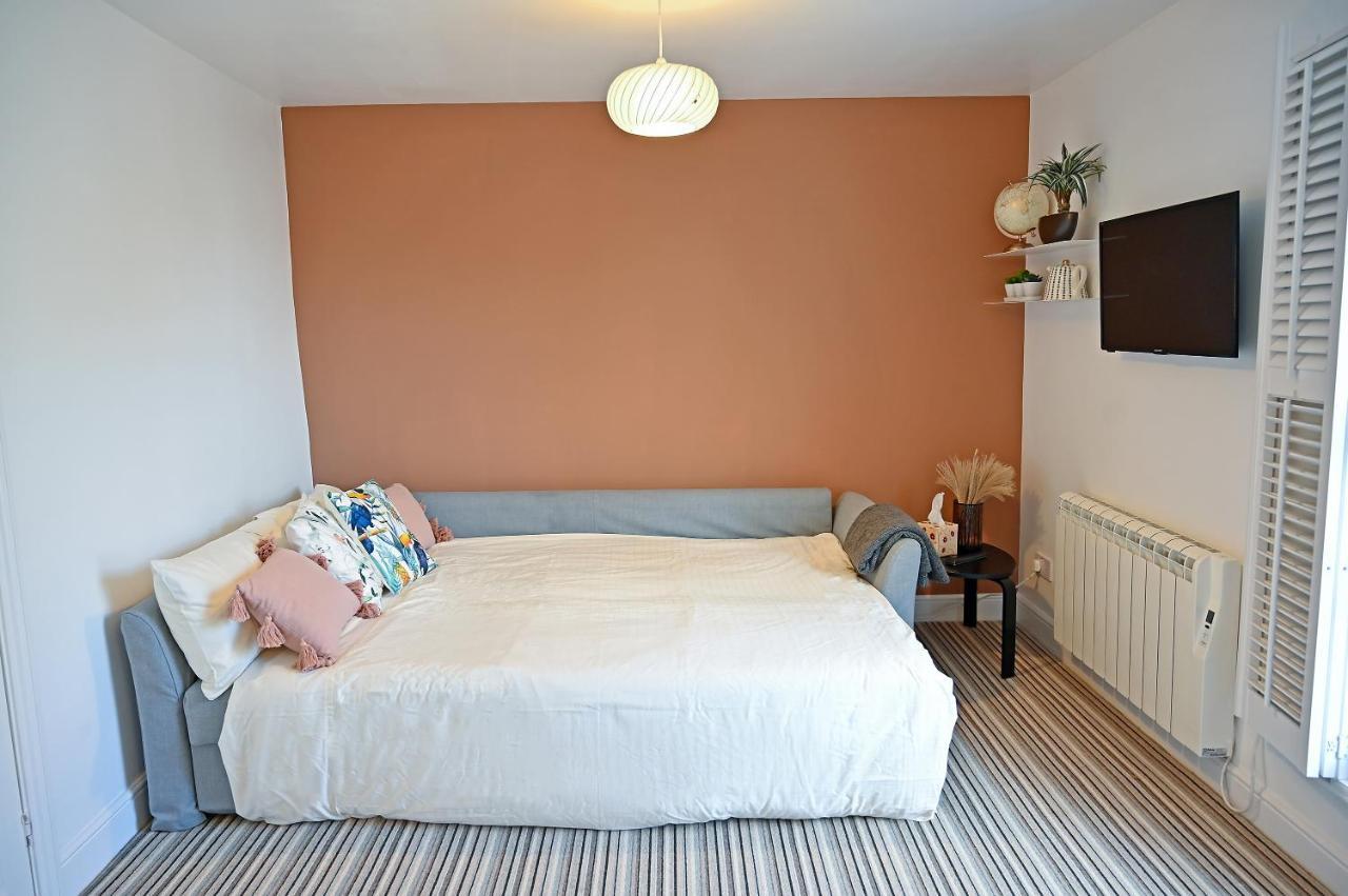 The Teapot Cottage In Town Centre Free Parking ستارتفورد أبون آفون المظهر الخارجي الصورة
